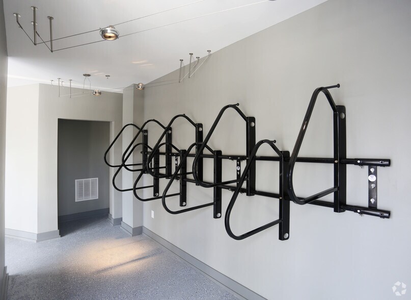 More Photos Of 2520 South Blvd, Charlotte Apartments For Lease