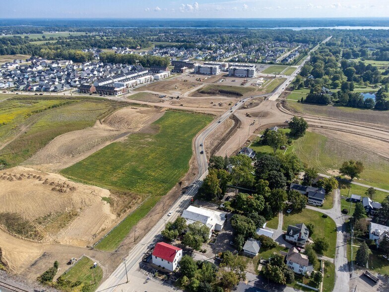 More Photos Of 1550 Lewis Center Rd, Lewis Center Freestanding For Sale