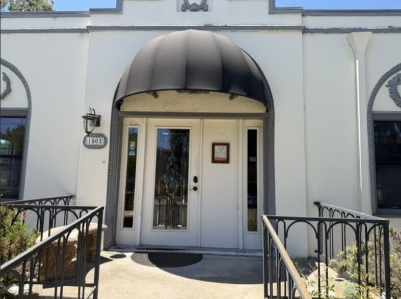 More Photos Of 1003 A St, Tracy Freestanding For Sale