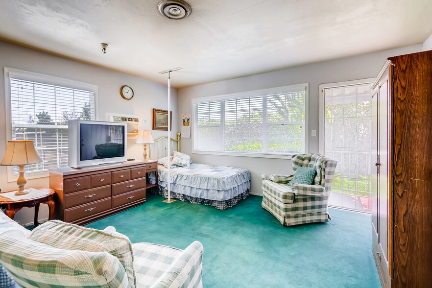 More Photos Of 1061 E Bradley Ave, El Cajon Assisted Living For Sale