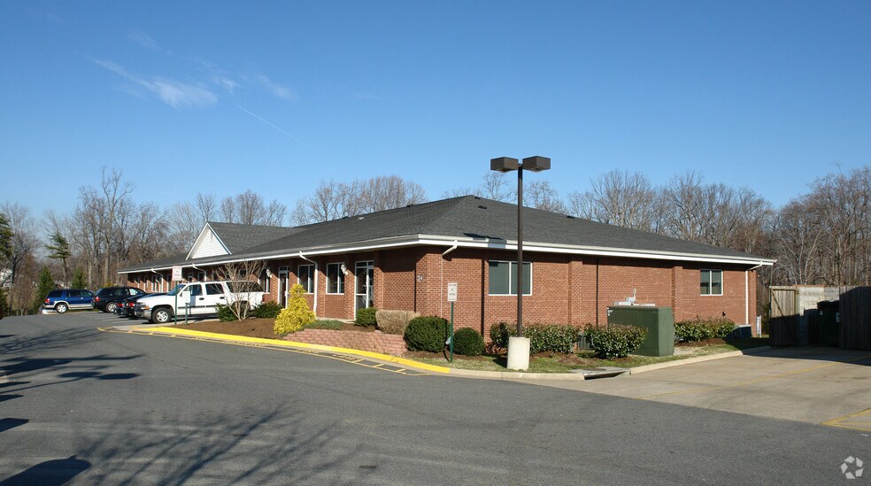 More Photos Of 24 Onville Rd, Stafford Office For Sale