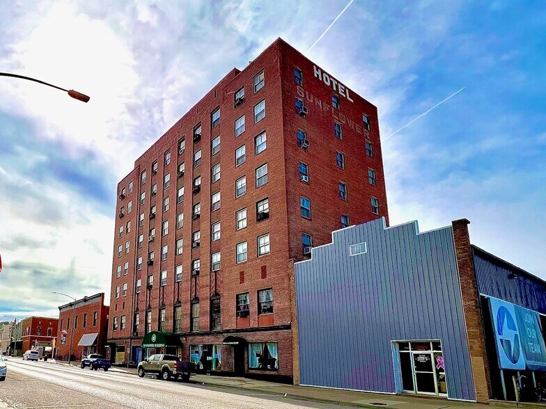 More Photos Of 409 NW 3rd St, Abilene Apartments For Sale