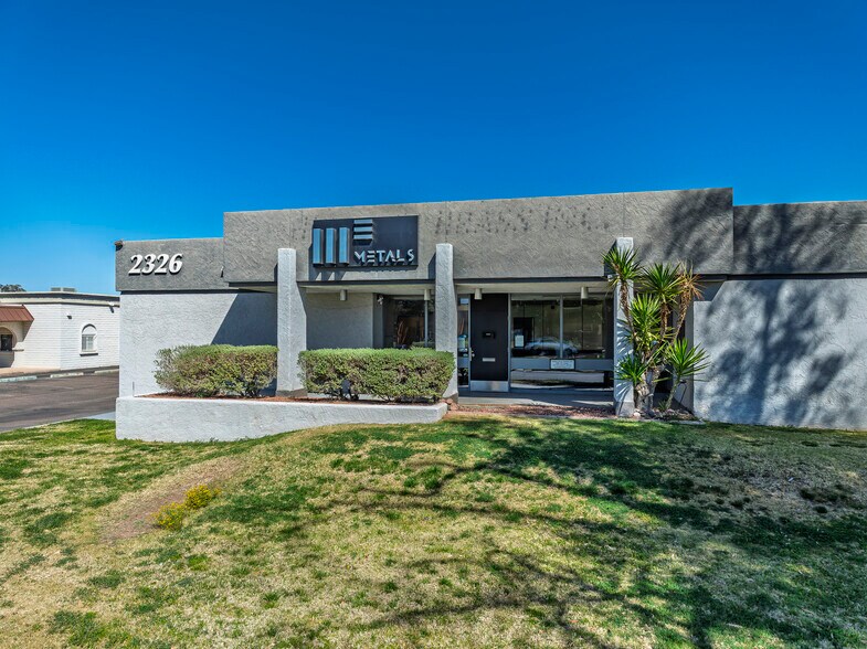 More Photos Of 2326 E Magnolia St, Phoenix Distribution For Sale