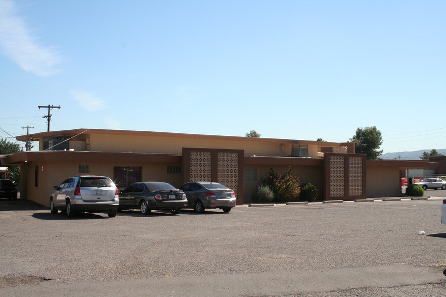 More Photos Of 440 E Southern Ave, Phoenix Medical For Lease