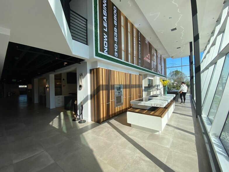 More Photos Of 2413 Pacific Coast Hwy, Lomita General Retail For Lease