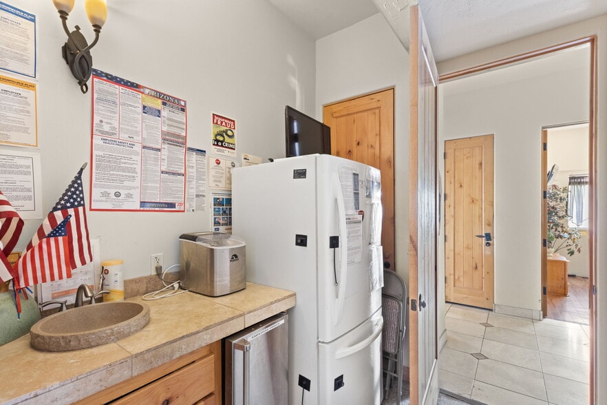 More Photos Of 10027 E Hillview St, Mesa Assisted Living For Sale