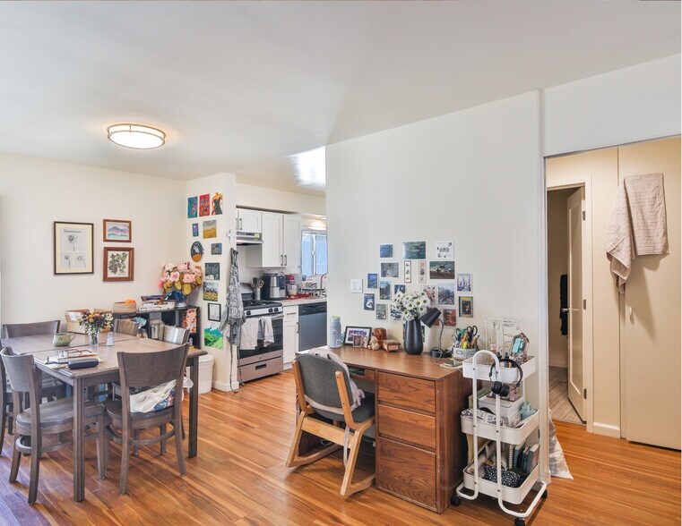 More Photos Of 265 N Oakland Ave, Pasadena Apartments For Sale