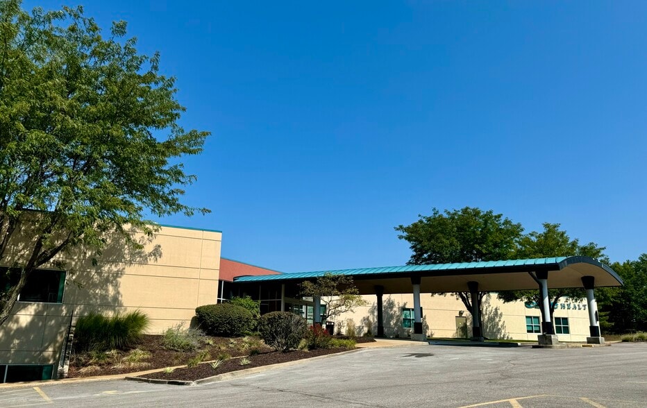 More Photos Of 13303 Tesson Ferry Rd, Saint Louis Medical For Lease
