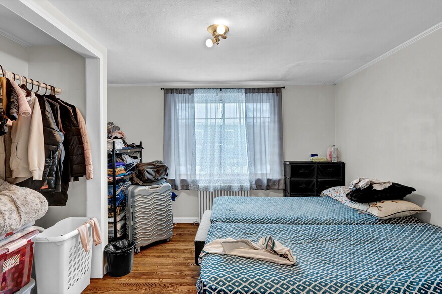 More Photos Of 93 Elm St, Old Saybrook Restaurant For Sale