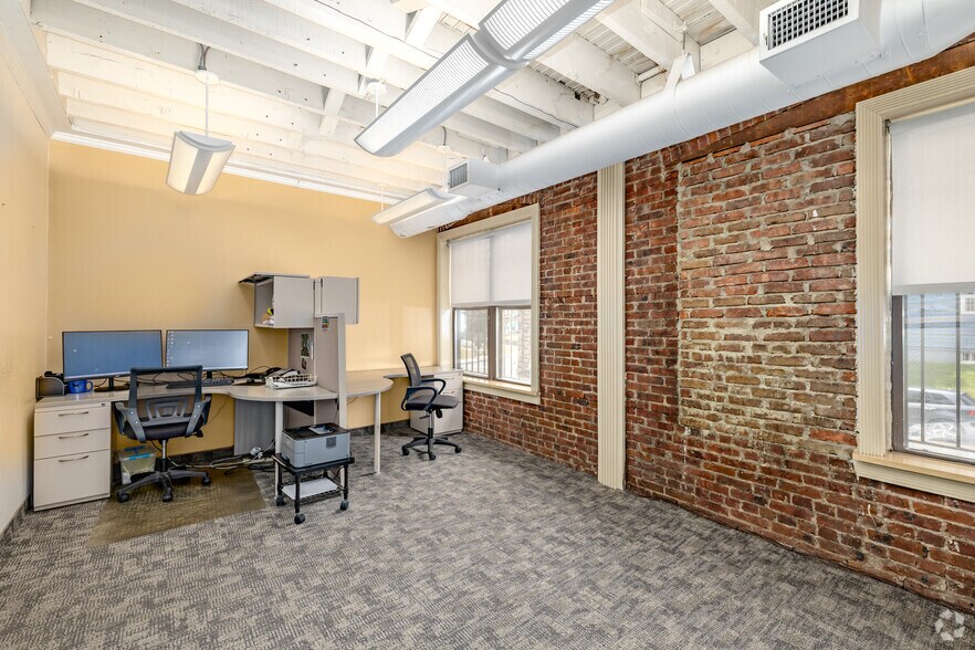 More Photos Of 638 Mount Prospect Ave, Newark Apartments For Sale