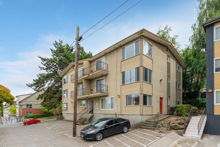 Primary Photo Of 600 W Emerson St, Seattle Apartments For Sale