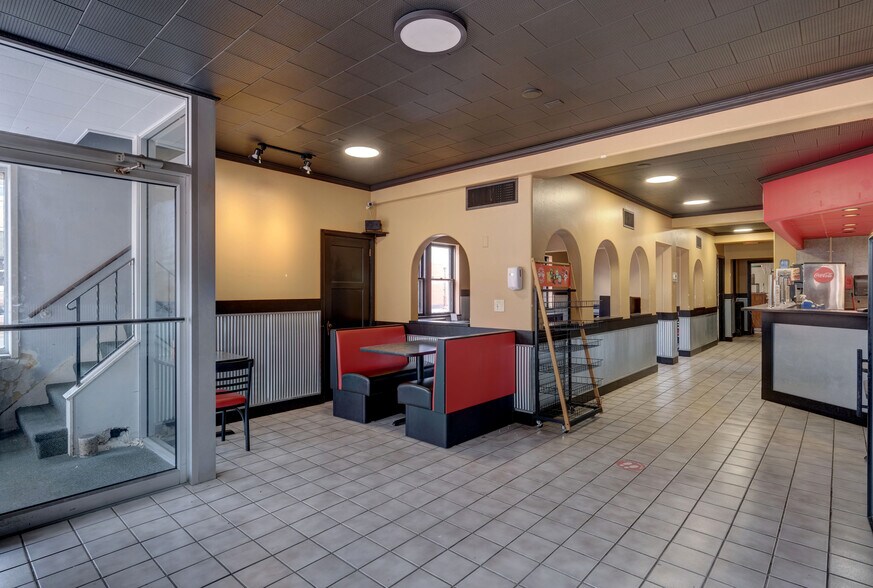 More Photos Of 329 4th St, Wausau Storefront Retail Residential For Sale