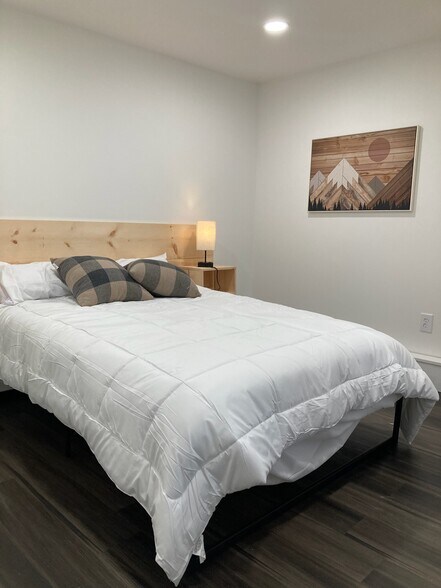 More Photos Of 177 Rockingham Rd, Auburn Apartments For Sale
