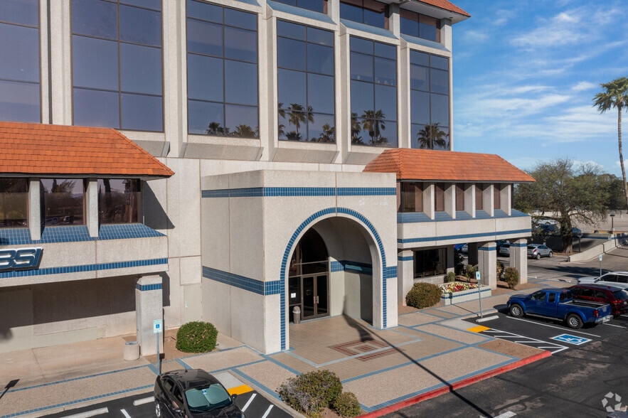 More Photos Of 4801 E Broadway Blvd, Tucson Office For Sale