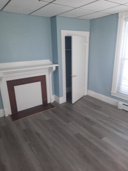 More Photos Of 4-6 Fayette St, Concord Specialty For Sale
