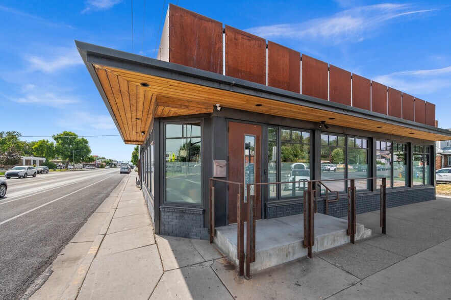 More Photos Of 1680 S Main St, Salt Lake City Freestanding For Lease