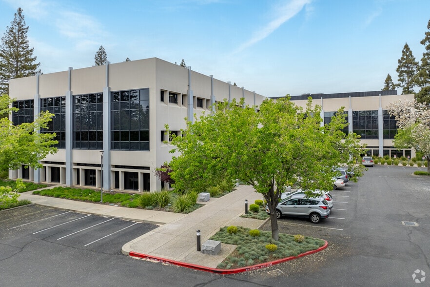 More Photos Of 7801 Folsom Blvd, Sacramento Office For Lease