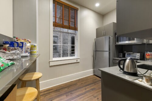 More Photos Of 528 Gravier St, New Orleans Office For Lease