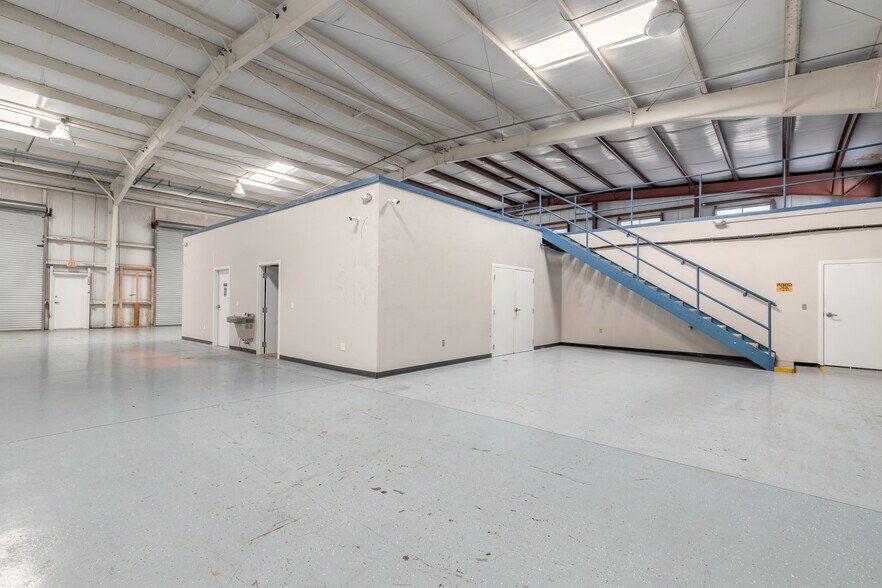 More Photos Of 3 East Tower Circle, Ormond Beach Warehouse For Sale