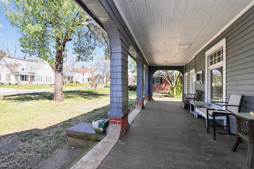 More Photos Of 309 W Morgan St, Wadesboro Apartments For Sale