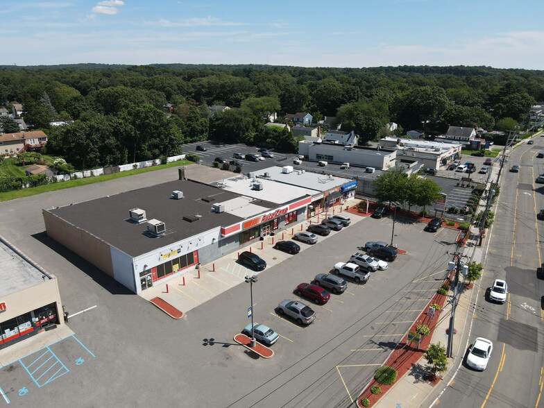 Primary Photo Of 1720-1840 New York Ave, Huntington Station Unknown For Lease
