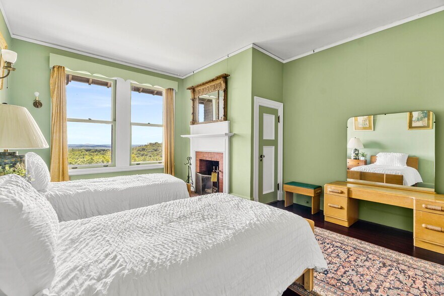 More Photos Of 4 Windmill Hill rd, Dublin Specialty For Sale