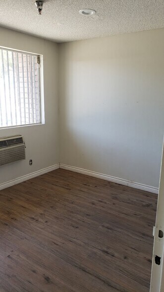 More Photos Of 15330 Tamarack Dr, Victorville Industrial For Sale