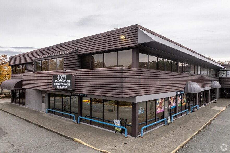 More Photos Of 1077 56 St, Delta Storefront Retail Office For Lease