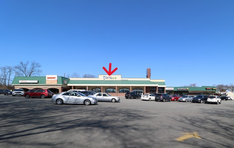 More Photos Of 1342-1376 Clifton Ave, Clifton Unknown For Lease