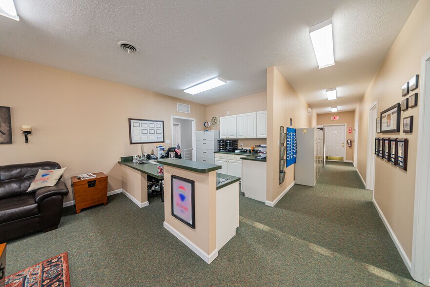 More Photos Of 2419 Broadway St, Mount Vernon Office For Sale