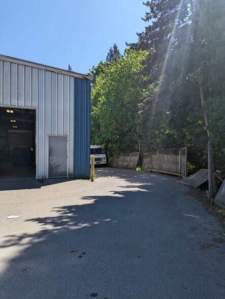More Photos Of 1013 Old Victoria Rd, Nanaimo Warehouse For Lease