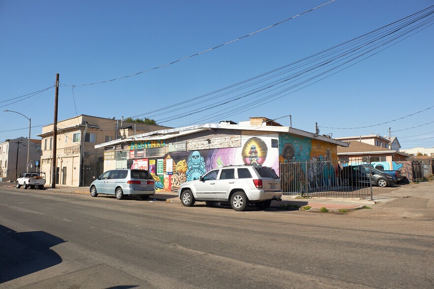 More Photos Of 701 N Fickett St, Los Angeles Apartments For Sale