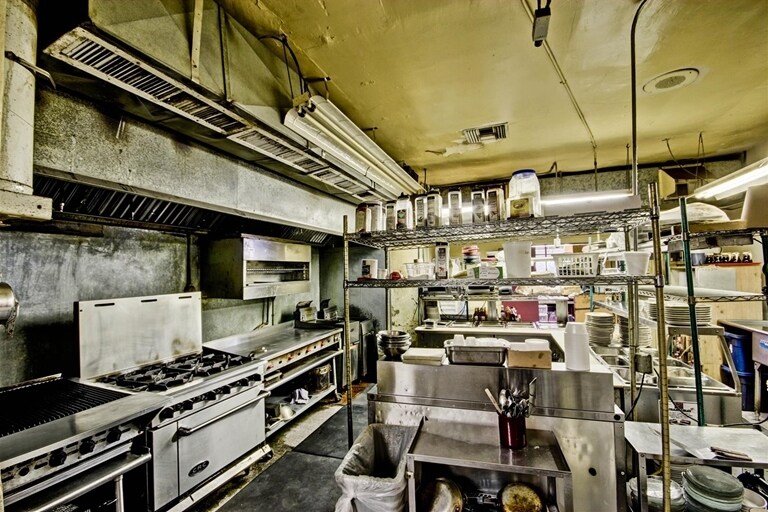 More Photos Of 505 S Main St, Florence Restaurant For Sale
