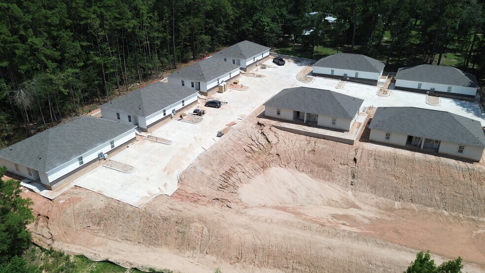 More Photos Of 103 Summer Pl, Huntsville Apartments For Sale