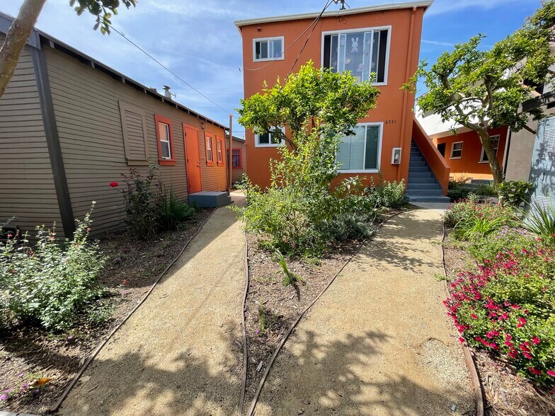 More Photos Of 6729-6731 Middleton St, Huntington Park Apartments For Sale