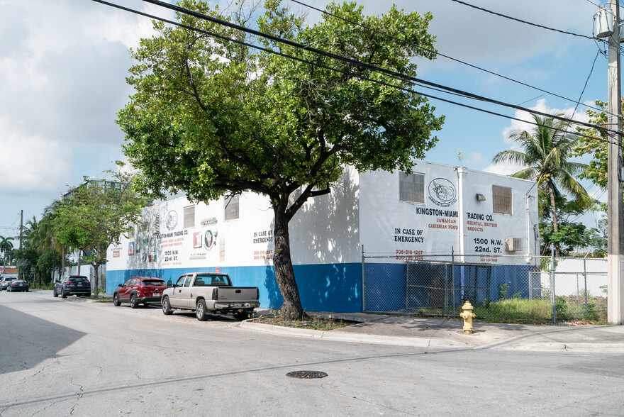 Primary Photo Of 1500 NW 22nd St, Miami Warehouse For Sale