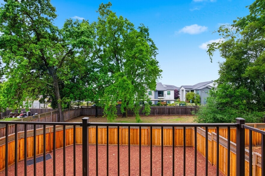 More Photos Of 47-49 Ursuline Rd, Santa Rosa Apartments For Sale