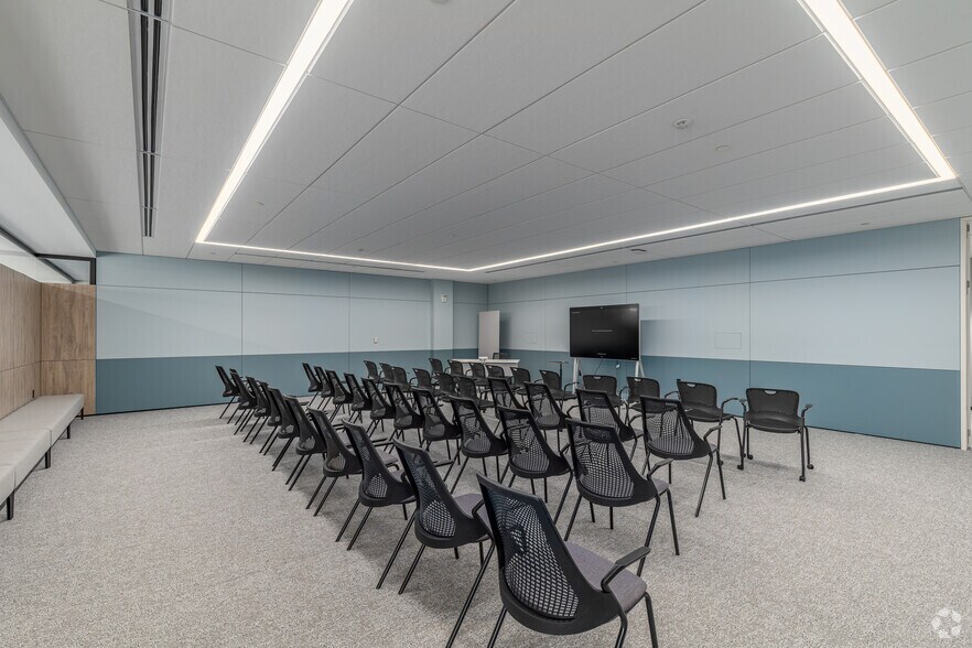 More Photos Of 1111 Old Eagle School Rd, Wayne Office For Lease
