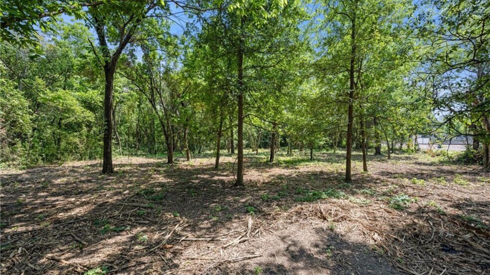 More Photos Of 2907 E Martin Luther King Jr Blvd, Austin Land For Sale