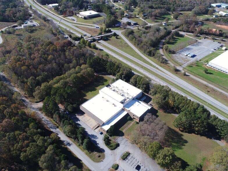 More Photos Of 200 Herald Journal Blvd, Spartanburg Manufacturing For Lease