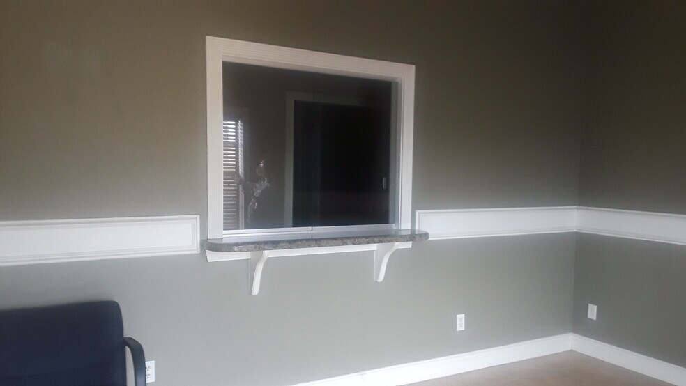 More Photos Of 1720 E Harrison Ave, Harlingen Office For Lease
