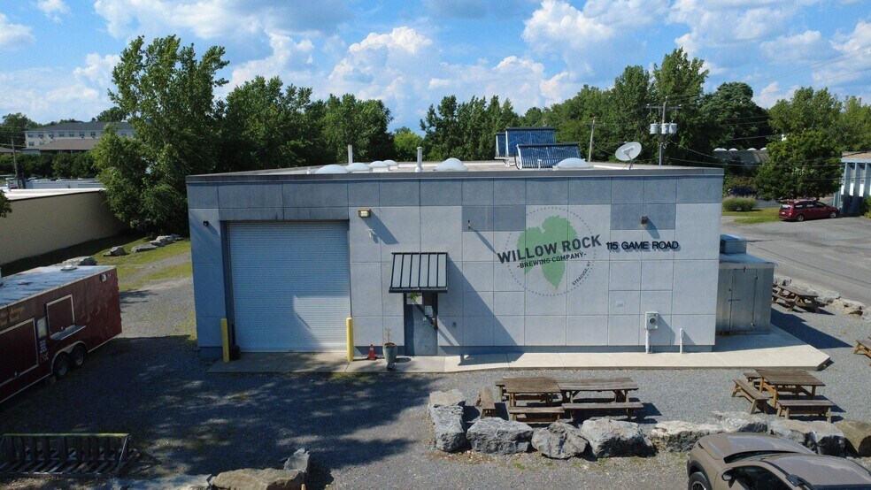 More Photos Of 115 Game Rd, Syracuse Warehouse For Lease