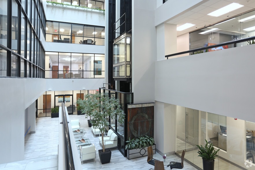 More Photos Of 101 S Elm St, Greensboro Office For Lease