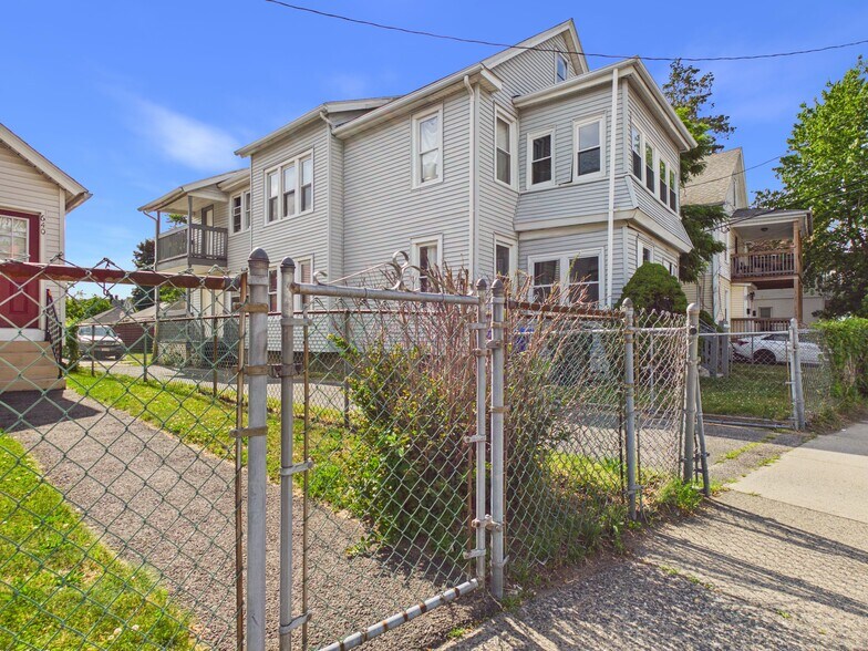 More Photos Of , Springfield Multifamily For Sale