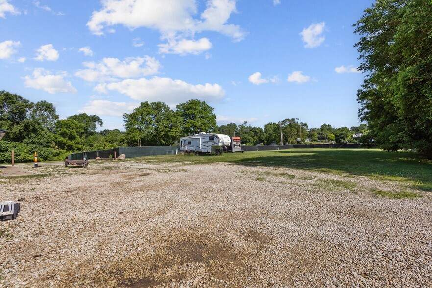 More Photos Of 1770 Columbia Ave, Battle Creek Land For Sale