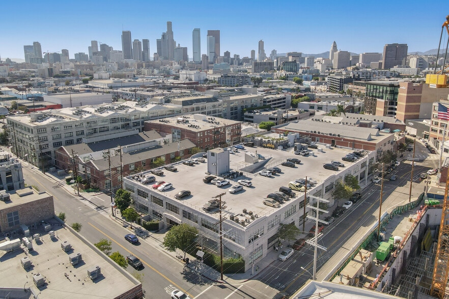 More Photos Of 500-530 Molino St, Los Angeles Office For Sale