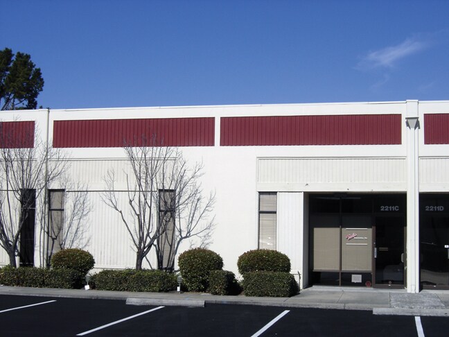 More Photos Of 2211 Fortune Dr, San Jose Research And Development For Lease