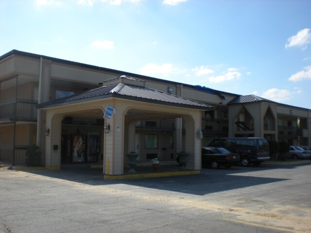 More Photos Of 5009 Harrison Rd, Macon-Bibb Shelter For Sale