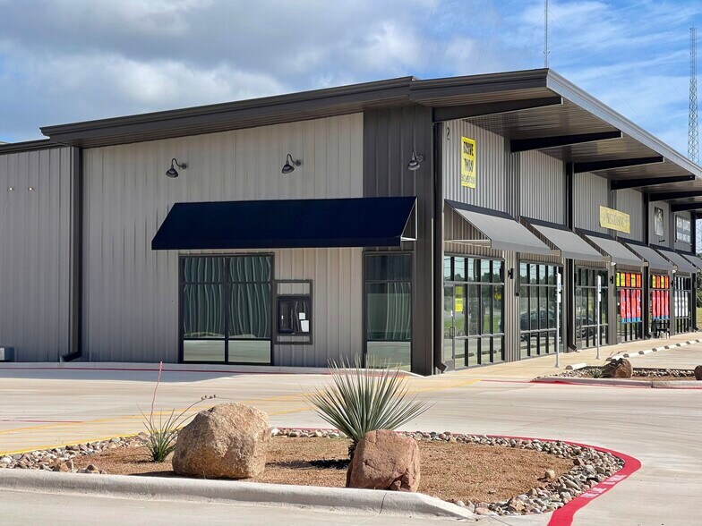 More Photos Of , Marble Falls General Retail For Sale