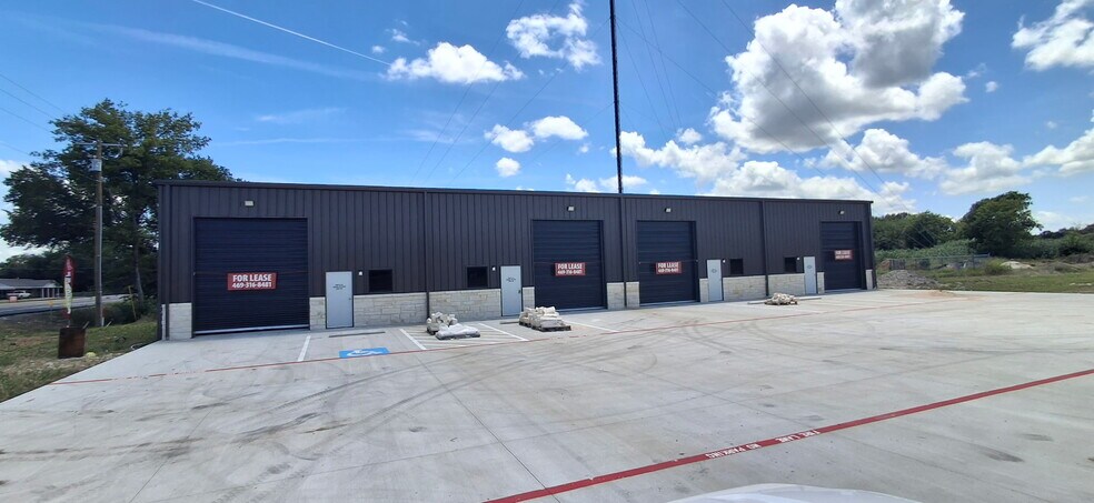More Photos Of 5988 TX 34, Quinlan Industrial For Lease